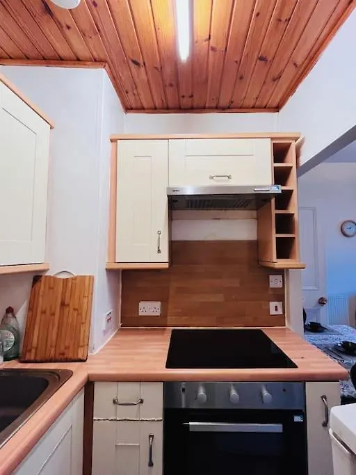 Cozy Apartment In Central Edinburgh Verenigd Koninkrijk